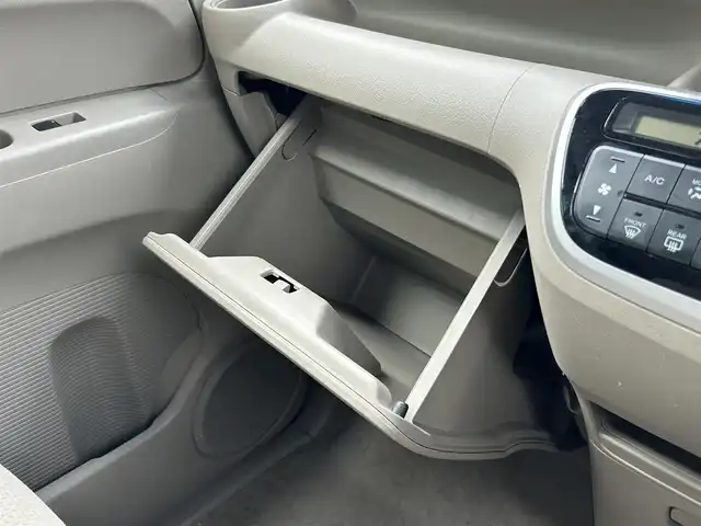 ホンダ Ｎ ＢＯＸ G Lパッケージ 愛媛県 2013(平25)年 6.9万km プレミアムホワイトパール 純正メモリナビ（VXM-128VS）/・CD/・USB入力端子/ワンセグTV/バックカメラ/パワースライドドア/純正14インチAW/純正フロアマット/スマートキー/スペアキー/取扱説明書