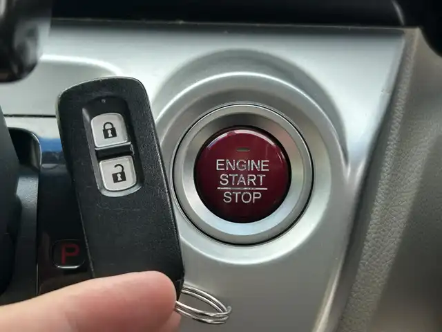 ホンダ Ｎ ＷＧＮ G SSパッケージ 愛媛県 2016(平28)年 4.9万km プレミアムホワイトパールⅡ 純正メモリナビ（VXM-174VFXi）/・Bluetooth/・CD/DVD/フルセグTV/バックカメラ/ビルドインETC/プッシュスタート/純正フロアマット/衝突軽減システム/オートライト/スマートキー/保証書