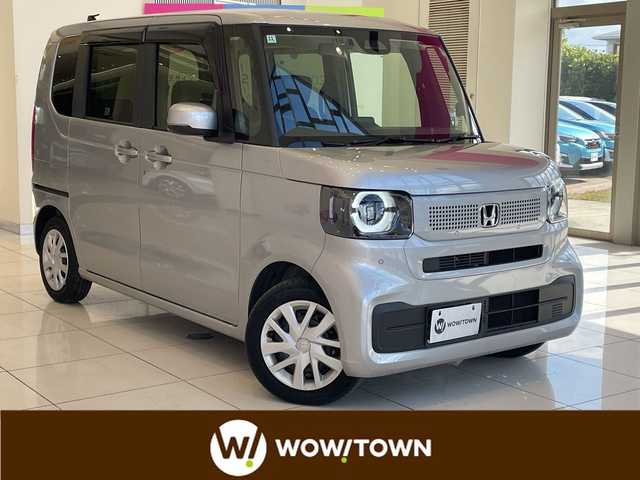 ホンダ Ｎ ＢＯＸ 埼玉県 2024(令6)年 1.9万km ルナシルバーM ホンダセンシング　/純正8インチメモリナビ/　　BT/フルセグ　/バックカメラ　/片側パワースライドドア　/レーダークルーズコントロール　/LEDオートライト　/シートヒーター　/電子パーキング　/ステアリングスイッチ　/純正ETC/禁煙車