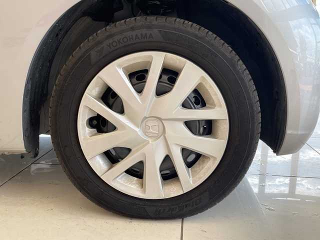 ホンダ Ｎ ＢＯＸ 埼玉県 2024(令6)年 1.9万km ルナシルバーM ホンダセンシング　/純正8インチメモリナビ/　　BT/フルセグ　/バックカメラ　/片側パワースライドドア　/レーダークルーズコントロール　/LEDオートライト　/シートヒーター　/電子パーキング　/ステアリングスイッチ　/純正ETC/禁煙車