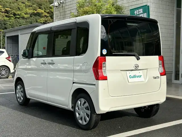 ダイハツ タント X SA Ⅲ 愛媛県 2017(平29)年 5.5万km パールホワイトⅢ 社外ナビ（AVIC-RZ500）/・Bluetooth/・CD.DVD/フルセグTV/ETC/ドライブレコーダー/シートヒーター（D席）/パワースライドドア/社外フロアマット/衝突被害軽減システム/コーナーセンサー/オートライト/オートマチックハイビーム/スマートキー/保証書/取扱説明書