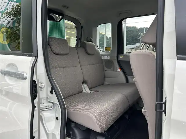 ダイハツ タント X SA Ⅲ 愛媛県 2017(平29)年 5.5万km パールホワイトⅢ 社外ナビ（AVIC-RZ500）/・Bluetooth/・CD.DVD/フルセグTV/ETC/ドライブレコーダー/シートヒーター（D席）/パワースライドドア/社外フロアマット/衝突被害軽減システム/コーナーセンサー/オートライト/オートマチックハイビーム/スマートキー/保証書/取扱説明書