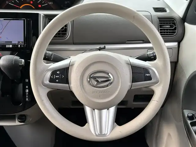 ダイハツ タント X SA Ⅲ 愛媛県 2017(平29)年 5.5万km パールホワイトⅢ 社外ナビ（AVIC-RZ500）/・Bluetooth/・CD.DVD/フルセグTV/ETC/ドライブレコーダー/シートヒーター（D席）/パワースライドドア/社外フロアマット/衝突被害軽減システム/コーナーセンサー/オートライト/オートマチックハイビーム/スマートキー/保証書/取扱説明書