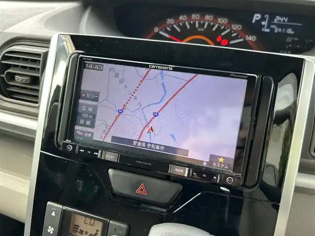 ダイハツ タント X SA Ⅲ 愛媛県 2017(平29)年 5.5万km パールホワイトⅢ 社外ナビ（AVIC-RZ500）/・Bluetooth/・CD.DVD/フルセグTV/ETC/ドライブレコーダー/シートヒーター（D席）/パワースライドドア/社外フロアマット/衝突被害軽減システム/コーナーセンサー/オートライト/オートマチックハイビーム/スマートキー/保証書/取扱説明書