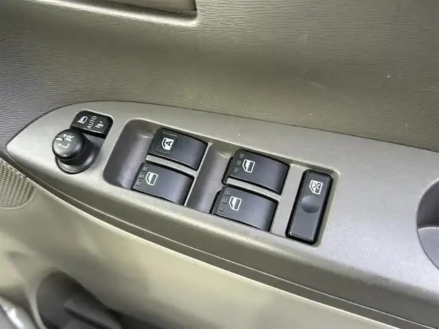 ダイハツ タント X SA Ⅲ 愛媛県 2017(平29)年 5.5万km パールホワイトⅢ 社外ナビ（AVIC-RZ500）/・Bluetooth/・CD.DVD/フルセグTV/ETC/ドライブレコーダー/シートヒーター（D席）/パワースライドドア/社外フロアマット/衝突被害軽減システム/コーナーセンサー/オートライト/オートマチックハイビーム/スマートキー/保証書/取扱説明書