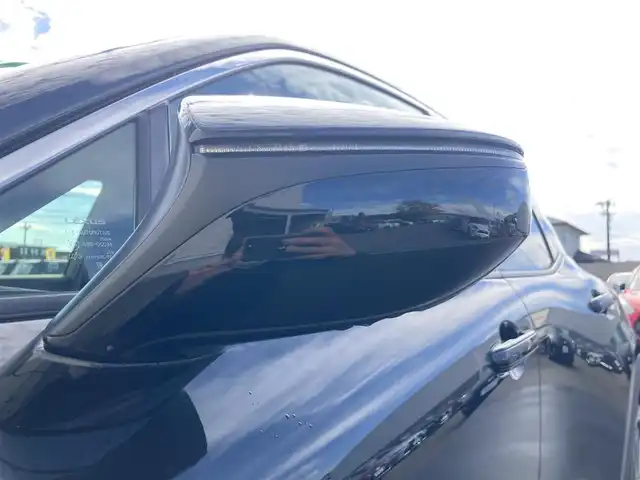 レクサス ＬＢＸ リラックス 静岡県 2024(令6)年 4.5万km ブラックマイカ レクサスセーフティシステム＋/純正9.8インチコネクティッドナビ(G-Link未契約)/　AM FM Bluetooth USB /フルセグTV/ビルトインETC2.0/レーダークルーズコントロール/LEDオートヘッドライト/シートヒーター(前席)/メモリー機能付きパワーシート(運転席)/ステアリングヒーター/パワーバックドア/前後方クリアランスソナー/純正18インチアルミホイール/カラーヘッドアップディスプレイ/パドルシフト/アラウンドビューモニター/レザーシート