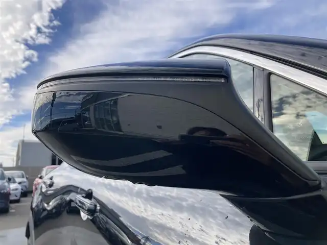 レクサス ＬＢＸ リラックス 静岡県 2024(令6)年 4.5万km ブラックマイカ レクサスセーフティシステム＋/純正9.8インチコネクティッドナビ(G-Link未契約)/　AM FM Bluetooth USB /フルセグTV/ビルトインETC2.0/レーダークルーズコントロール/LEDオートヘッドライト/シートヒーター(前席)/メモリー機能付きパワーシート(運転席)/ステアリングヒーター/パワーバックドア/前後方クリアランスソナー/純正18インチアルミホイール/カラーヘッドアップディスプレイ/パドルシフト/アラウンドビューモニター/レザーシート