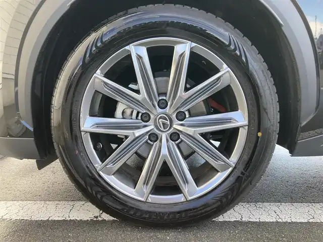 レクサス ＬＢＸ リラックス 静岡県 2024(令6)年 4.5万km ブラックマイカ レクサスセーフティシステム＋/純正9.8インチコネクティッドナビ(G-Link未契約)/　AM FM Bluetooth USB /フルセグTV/ビルトインETC2.0/レーダークルーズコントロール/LEDオートヘッドライト/シートヒーター(前席)/メモリー機能付きパワーシート(運転席)/ステアリングヒーター/パワーバックドア/前後方クリアランスソナー/純正18インチアルミホイール/カラーヘッドアップディスプレイ/パドルシフト/アラウンドビューモニター/レザーシート