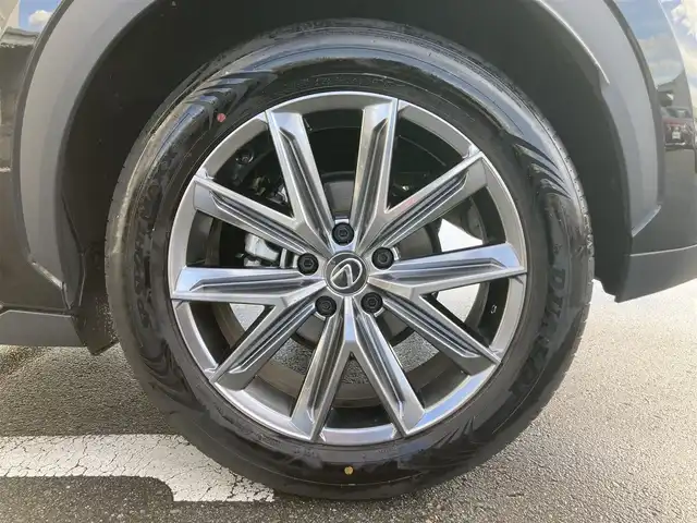 レクサス ＬＢＸ リラックス 静岡県 2024(令6)年 4.5万km ブラックマイカ レクサスセーフティシステム＋/純正9.8インチコネクティッドナビ(G-Link未契約)/　AM FM Bluetooth USB /フルセグTV/ビルトインETC2.0/レーダークルーズコントロール/LEDオートヘッドライト/シートヒーター(前席)/メモリー機能付きパワーシート(運転席)/ステアリングヒーター/パワーバックドア/前後方クリアランスソナー/純正18インチアルミホイール/カラーヘッドアップディスプレイ/パドルシフト/アラウンドビューモニター/レザーシート