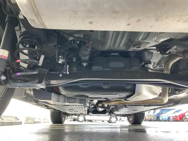 レクサス ＬＢＸ リラックス 静岡県 2024(令6)年 4.5万km ブラックマイカ レクサスセーフティシステム＋/純正9.8インチコネクティッドナビ(G-Link未契約)/　AM FM Bluetooth USB /フルセグTV/ビルトインETC2.0/レーダークルーズコントロール/LEDオートヘッドライト/シートヒーター(前席)/メモリー機能付きパワーシート(運転席)/ステアリングヒーター/パワーバックドア/前後方クリアランスソナー/純正18インチアルミホイール/カラーヘッドアップディスプレイ/パドルシフト/アラウンドビューモニター/レザーシート