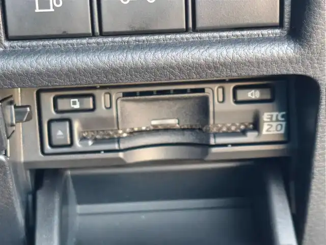 レクサス ＬＢＸ リラックス 静岡県 2024(令6)年 4.5万km ブラックマイカ 〇純正9.8インチディスプレイオーディオ/〇フルセグTV/〇AppleCarPlay/AndroidAuto/〇アドバンストドライブ/〇カラーヘッドアップディスプレイ/〇パノラミックビューモニター/〇ビルトインETC2.0/〇セーフティシステム＋/〇ブラインドスポットモニター/〇パワーバックドア/〇本革シート/〇シートヒーター/〇パワーシート/〇左右独立オートエアコン/〇革巻きステアリングホイール/〇パドルシフト/〇ステアリングヒーター/〇LEDヘッドライト/オートライト/〇純正18インチアルミ/〇スマートキー/〇禁煙車