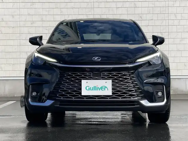 レクサス ＬＢＸ リラックス 静岡県 2024(令6)年 4.5万km ブラックマイカ レクサスセーフティシステム＋/純正9.8インチコネクティッドナビ(G-Link未契約)/　AM FM Bluetooth USB /フルセグTV/ビルトインETC2.0/レーダークルーズコントロール/LEDオートヘッドライト/シートヒーター(前席)/メモリー機能付きパワーシート(運転席)/ステアリングヒーター/パワーバックドア/前後方クリアランスソナー/純正18インチアルミホイール/カラーヘッドアップディスプレイ/パドルシフト/アラウンドビューモニター/レザーシート