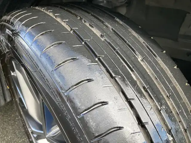 レクサス ＬＢＸ リラックス 静岡県 2024(令6)年 4.5万km ブラックマイカ レクサスセーフティシステム＋/純正9.8インチコネクティッドナビ(G-Link未契約)/　AM FM Bluetooth USB /フルセグTV/ビルトインETC2.0/レーダークルーズコントロール/LEDオートヘッドライト/シートヒーター(前席)/メモリー機能付きパワーシート(運転席)/ステアリングヒーター/パワーバックドア/前後方クリアランスソナー/純正18インチアルミホイール/カラーヘッドアップディスプレイ/パドルシフト/アラウンドビューモニター/レザーシート