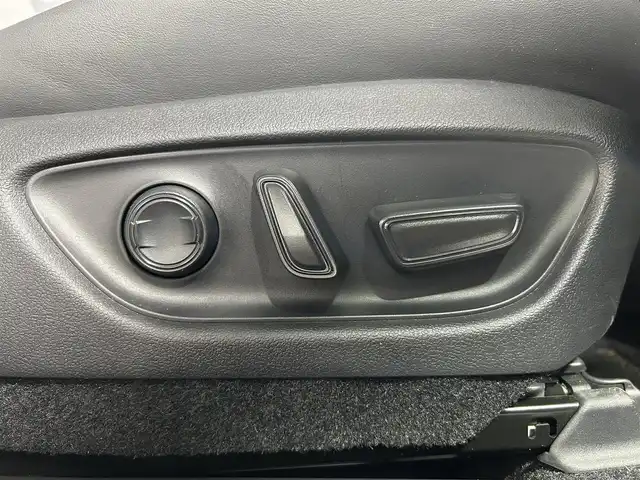 レクサス ＬＢＸ クール 大阪府 2024(令6)年 0.6万km グレー レクサスチームメイト アドバンストパーク 純正9.8incDオーディオ 360カメラ ハーフレザー パワーシート/ヒーター ステアリングヒーター 電動リアゲート レーダーC 衝突軽減ブレーキ レーンアシスト ブラインドSM