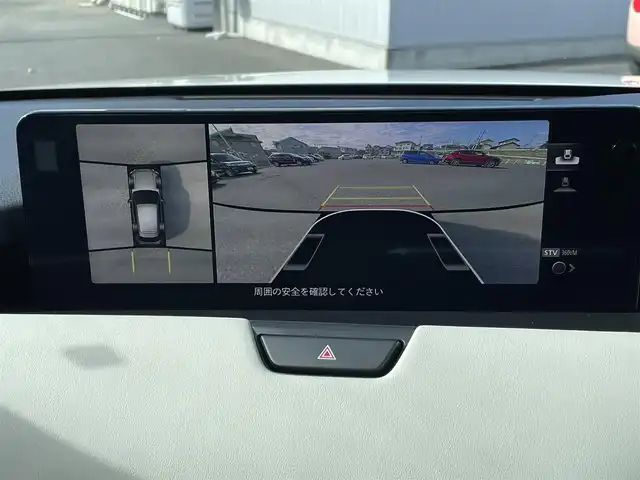 マツダ ＣＸ－６０ XD HV エクスクルーシブモダン 岡山県 2022(令4)年 3.5万km ロジウムホワイトプレミアムメタリック 12.3インチディスプレイ/フルセグTV、AM、FM、Bluetooth/AppleCarplay、AndroidAuto/BOSEサウンドシステム/白色ナッパレザー/アダブティブLEDヘッドライト/全方位モニター/レーンキープアシスト/緊急時車線維持支援/ブラインドスポットモニタリング/スマートブレーキサポート/・前方検知機能/・右直事故回避アシスト機能/・前進時左右接近物検知機能/・交差点事故回避アシスト機能/・後退時検知機能/・後退時左右接近物検知機能/前側方接近車両検知/マツダレーダークルーズコントロール/交通標識認識システム/クルージングトラフィックサポート/ドライバー異常時対応システム/ドライバーモニタリング/デイタイムランニングライト/ハンズフリー機能付きパワーリフトゲート/アクティブドライビングディスプレイ/アンビエントライト/12.3インチフル液晶メーター/運転席メモリーシート/前席シートヒーター/ステアリングヒーターF/前席ベンチレーション/前席パワーシート/USB端子　HDMI端子/ワイヤレス充電