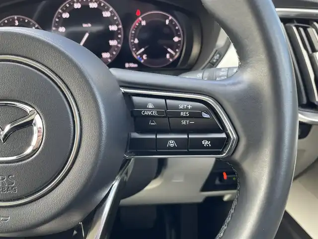 マツダ ＣＸ－６０ XD HV エクスクルーシブモダン 岡山県 2022(令4)年 3.5万km ロジウムホワイトプレミアムメタリック 12.3インチディスプレイ/フルセグTV、AM、FM、Bluetooth/AppleCarplay、AndroidAuto/BOSEサウンドシステム/白色ナッパレザー/アダブティブLEDヘッドライト/全方位モニター/レーンキープアシスト/緊急時車線維持支援/ブラインドスポットモニタリング/スマートブレーキサポート/・前方検知機能/・右直事故回避アシスト機能/・前進時左右接近物検知機能/・交差点事故回避アシスト機能/・後退時検知機能/・後退時左右接近物検知機能/前側方接近車両検知/マツダレーダークルーズコントロール/交通標識認識システム/クルージングトラフィックサポート/ドライバー異常時対応システム/ドライバーモニタリング/デイタイムランニングライト/ハンズフリー機能付きパワーリフトゲート/アクティブドライビングディスプレイ/アンビエントライト/12.3インチフル液晶メーター/運転席メモリーシート/前席シートヒーター/ステアリングヒーターF/前席ベンチレーション/前席パワーシート/USB端子　HDMI端子/ワイヤレス充電