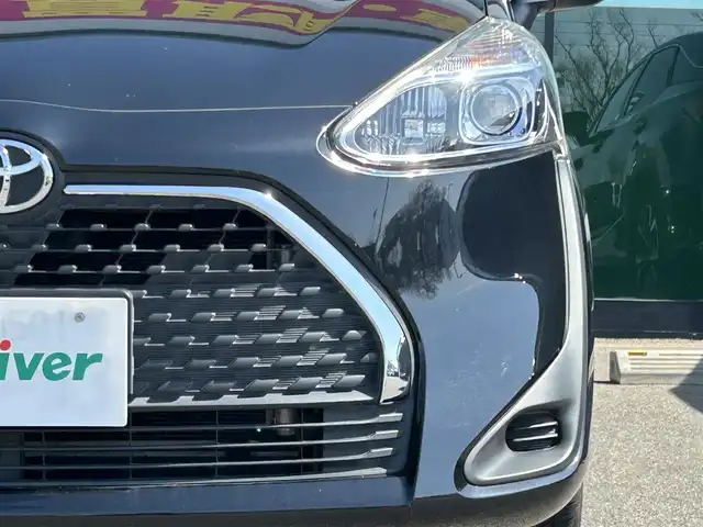 トヨタ シエンタ G 和歌山県 2021(令3)年 5.7万km ブラックマイカ 社外7型ナビ/バックカメラ/両側パワースライドドア/プリクラッシュセーフティー/レーンディパーチャーアラート/ドライブレコーダー/ETC/アイドリングストップ/ステアリングスイッチ/LEDヘッドライト/オートライト/オートマチックハイビーム