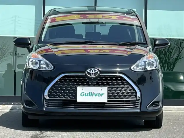 トヨタ シエンタ G 和歌山県 2021(令3)年 5.7万km ブラックマイカ 社外7型ナビ/バックカメラ/両側パワースライドドア/プリクラッシュセーフティー/レーンディパーチャーアラート/ドライブレコーダー/ETC/アイドリングストップ/ステアリングスイッチ/LEDヘッドライト/オートライト/オートマチックハイビーム
