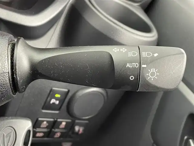 ダイハツ ミラ イース L SAⅢ 道央・札幌 2023(令5)年 0.8万km シャイニングホワイトパール ・4WD/・純正カーオーディオ(FM/AM/AUX)/・スマートアシストIII(衝突警報機能/コーナーセンサー/衝突回避支援ブレーキ機能/誤発進抑制機能/車線逸脱警報/先行車発進告知/オートハイビーム)/・オートライト/・パワーウィンドウ/・アイドリングストップ/・横滑り防止/・純正フロアマット