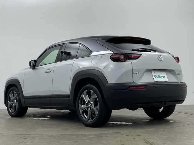 マツダ ＭＸ－３０ 鹿児島県 2020(令2)年 1.5万km セラミックメタリック 純正ナビ/（FM/AM/Bluetooth/USB/TV/HDMI/フルセグTV）/バックカメラ/全方位カメラ/オートマチックハイビーム/レーダークルーズコントロール/オートブレーキホールド/BSM/パドルシフト/純正フロアマット/純正AW/ヘッドアップディスプレイ/LEDヘッドライト/アイドリングストップ/スマートキー/AAC