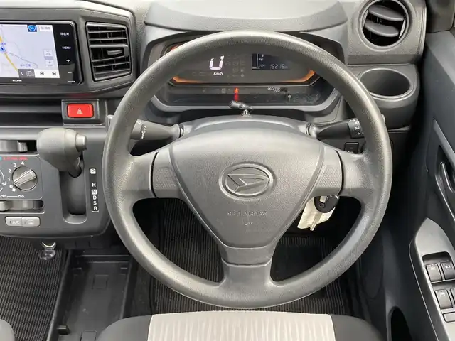 ダイハツ ミラ イース L SAⅢ 愛媛県 2018(平30)年 2万km スカイブルーメタリック 社外ナビ（AVN-R7W)/・CD/DVD/フルセグTV/MSV/バックカメラ/スマートアシスト3/・衝突警報機能/・衝突軽減ブレーキ/・車線逸脱警報機能/・誤発進抑制機能（前後）/・先行車発信お知らせ/・オートハイビーム/リモコンキー/・スペアキー2本/アイドリングストップ/フロアマット