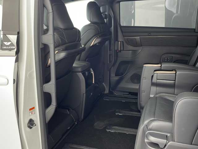 トヨタ ヴェルファイア ハイブリット Z プレミア 兵庫県 2023(令5)年 2万km プラチナホワイトパールマイカ ・純正ディスプレイオーディオ/・Bluetooth/USB/HDMI/TV/・パノラミックビューモニター/・トヨタセーフティセンス/・プリクラッシュセーフティ/・レーンディバーチャーアラート/・レーダクルーズコントロール/・アダプティブハイビームシステム/・ロードサインアシスト/・ドライバー異常時対応システム/・プロアクティブドライビングアシスト/・発進遅れ告知機能/・ブラインドスポットモニター/・フロントクロストラフィックアラート/・レーンチェンジアシスト/・安心降車アシスト/・パーキングサポートブレーキ/・両側パワースライドドア/・デジタルインナーミラー/・ムーンルーフ/・ステアリングヒーター/・パドルシフト/・レザーシート/・前席パワーシート/・前席シートヒーター/・前席ベンチレーション/・置くだけ充電/・LEDヘッドライト/・純正19インチアルミホイールタイヤ/・ビルトインETC2.0