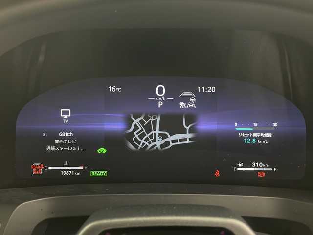 トヨタ ヴェルファイア ハイブリット Z プレミア 兵庫県 2023(令5)年 2万km プラチナホワイトパールマイカ ・純正ディスプレイオーディオ/・Bluetooth/USB/HDMI/TV/・パノラミックビューモニター/・トヨタセーフティセンス/・プリクラッシュセーフティ/・レーンディバーチャーアラート/・レーダクルーズコントロール/・アダプティブハイビームシステム/・ロードサインアシスト/・ドライバー異常時対応システム/・プロアクティブドライビングアシスト/・発進遅れ告知機能/・ブラインドスポットモニター/・フロントクロストラフィックアラート/・レーンチェンジアシスト/・安心降車アシスト/・パーキングサポートブレーキ/・両側パワースライドドア/・デジタルインナーミラー/・ムーンルーフ/・ステアリングヒーター/・パドルシフト/・レザーシート/・前席パワーシート/・前席シートヒーター/・前席ベンチレーション/・置くだけ充電/・LEDヘッドライト/・純正19インチアルミホイールタイヤ/・ビルトインETC2.0