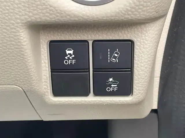 ホンダ Ｎ ＢＯＸ G L ターボ ホンダセンシング 鳥取県 2019(平31)年 9.5万km プラチナホワイトパール (株)IDOMが運営する【じしゃロン鳥取店】の自社ローン専用車両になります。こちらは現金またはオートローンご利用時の価格です。自社ローンご希望の方は別途その旨お申付け下さい/純正ディスプレイオーディオ（WX-171C）/・ワンセグTV/・AM/FM/・CD/プッシュスタート/両側パワースライドドア/ホンダセンシング搭載/衝突被害軽減ブレーキ/レーダークルーズコントロール/LEDオートライト/ドライブレコーダー/純正フロアマット/アイドリングストップ