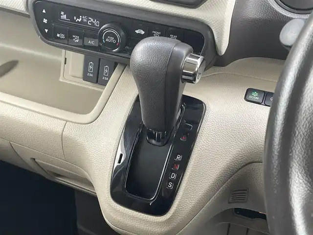 ホンダ Ｎ ＢＯＸ G L ターボ ホンダセンシング 鳥取県 2019(平31)年 9.5万km プラチナホワイトパール (株)IDOMが運営する【じしゃロン鳥取店】の自社ローン専用車両になります。こちらは現金またはオートローンご利用時の価格です。自社ローンご希望の方は別途その旨お申付け下さい/純正ディスプレイオーディオ（WX-171C）/・ワンセグTV/・AM/FM/・CD/プッシュスタート/両側パワースライドドア/ホンダセンシング搭載/衝突被害軽減ブレーキ/レーダークルーズコントロール/LEDオートライト/ドライブレコーダー/純正フロアマット/アイドリングストップ