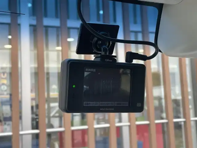 ホンダ Ｎ ＢＯＸ G L ターボ ホンダセンシング 鳥取県 2019(平31)年 9.5万km プラチナホワイトパール (株)IDOMが運営する【じしゃロン鳥取店】の自社ローン専用車両になります。こちらは現金またはオートローンご利用時の価格です。自社ローンご希望の方は別途その旨お申付け下さい/純正ディスプレイオーディオ（WX-171C）/・ワンセグTV/・AM/FM/・CD/プッシュスタート/両側パワースライドドア/ホンダセンシング搭載/衝突被害軽減ブレーキ/レーダークルーズコントロール/LEDオートライト/ドライブレコーダー/純正フロアマット/アイドリングストップ