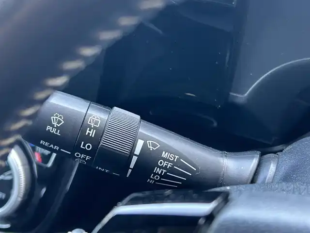 トヨタ アクア クロスオーバー 佐賀県 2017(平29)年 7.6万km ライムホワイトパールクリスタルシャイン トヨタセーフティセンスC/・プリクラッシュセーフティ/・オートマチックハイビーム/・レーンディパーチャーアラート/純正SDナビ/・バックカメラ/・フルセグTV/BT/CD/DVD/純正16インチAW/ハーフレザーシート/LEDヘッドライト/フォグランプ/ETC/プッシュスタート/スペアキー×1