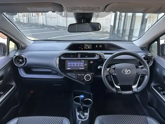 トヨタ アクア クロスオーバー 佐賀県 2017(平29)年 7.6万km ライムホワイトパールクリスタルシャイン トヨタセーフティセンスC/・プリクラッシュセーフティ/・オートマチックハイビーム/・レーンディパーチャーアラート/純正SDナビ/・バックカメラ/・フルセグTV/BT/CD/DVD/純正16インチAW/ハーフレザーシート/LEDヘッドライト/フォグランプ/ETC/プッシュスタート/スペアキー×1