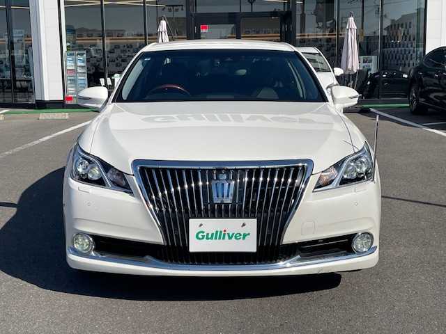 トヨタ クラウン マジェスタ Fバージョン 長崎県 2016(平28)年 4.3万km ホワイトパールクリスタルシャイン 純正メーカーナビ/CD/DVD/BT/BL/フルセグTV/バックカメラ/黒レザーシート/前席パワーシート/D席メモリーシート/前席シートヒーター/前席エアーシート/ステアリングヒーター/トヨタセーフティセンス/レーダークルーズコントロール/レーンキープアシスト/ブラインドスポットモニター/LEDヘッドライト/ビルトインETC