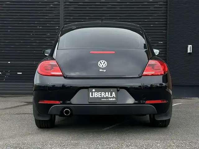 フォルクスワーゲン ザ・ビートル デザイン 宮崎県 2013(平25)年 7.3万km 黒 アルパイン8型ナビ/フルセグTV/CD/DVD/Bluetooth/AUX/バックカメラ/クルーズコントロール/ETC/純正フロアマット/社外アルミホイール17インチ/USBポート