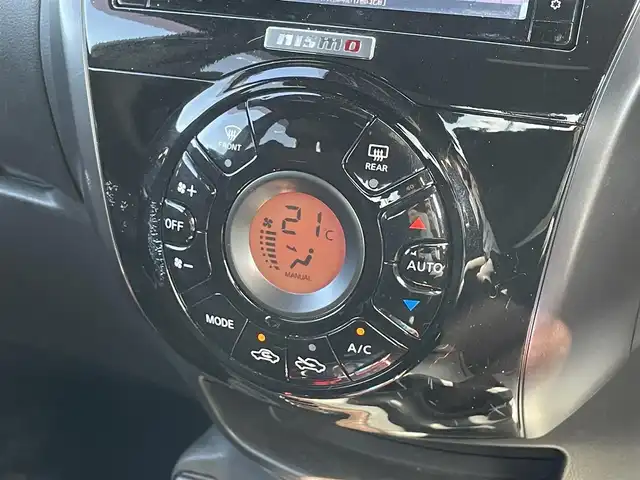 日産 ノート e－パワー ニスモ 宮崎県 2018(平30)年 8.9万km スーパーブラック 純正ナビ・TV・Bluetooth・CD・DVD/全方位カメラ/ETC/ドライブレコーダー/オートライト/純正アルミ/LEDヘッドライト/衝突軽減システム/車線逸脱警報/スマートキー/純正16インチアルミ/純正フロアマット