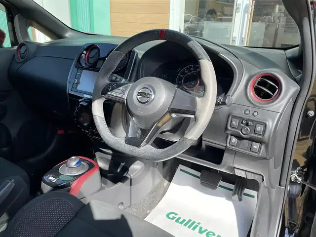 日産 ノート e－パワー ニスモ 宮崎県 2018(平30)年 8.9万km スーパーブラック 純正ナビ・TV・Bluetooth・CD・DVD/全方位カメラ/ETC/ドライブレコーダー/オートライト/純正アルミ/LEDヘッドライト/衝突軽減システム/車線逸脱警報/スマートキー/純正16インチアルミ/純正フロアマット