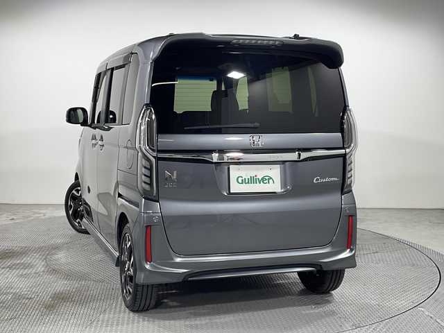 ホンダ Ｎ ＢＯＸ G L ターボ ホンダセンシング 広島県 2018(平30)年 4.6万km シャイニンググレーM 純正９型ナビ　/クルーズコントロール　/衝突軽減　/レーンキープ　/オートハイビーム　/バックカメラ　/両側パワースライドドア　/Ｂｌｕｅｔｏｏｔｈ　/電動パーキングブレーキ　/ドライブレコーダー　/ＬＥＤライト　/ＥＴＣ/純正15インチアルミホイール(165/55/R15)/エアバッグ(運転席/助手席/サイド/カーテン)