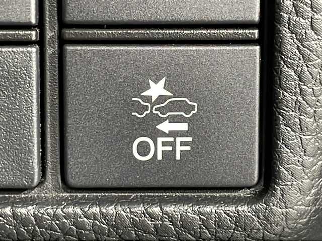 ホンダ Ｎ ＢＯＸ G L ターボ ホンダセンシング 広島県 2018(平30)年 4.6万km シャイニンググレーM 純正９型ナビ　/クルーズコントロール　/衝突軽減　/レーンキープ　/オートハイビーム　/バックカメラ　/両側パワースライドドア　/Ｂｌｕｅｔｏｏｔｈ　/電動パーキングブレーキ　/ドライブレコーダー　/ＬＥＤライト　/ＥＴＣ/純正15インチアルミホイール(165/55/R15)/エアバッグ(運転席/助手席/サイド/カーテン)