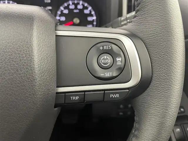 ダイハツ タフト G ターボ クロムベンチャー 宮城県 2022(令4)年 1.1万km ブラックマイカメタリック Panasonicナビ/・BT接続/フルセグTV/・CD/AM/FM/ガラスルーフ/パノラミックモニター/・バック/サイド/フロント/安全装置/・プリクラッシュセーフティ/・レーダークルーズコントロール/・レーンキープアシスト/・カーテンエアバック/14インチアルミホイール/電子パーキングブレーキ/ブレーキホールド