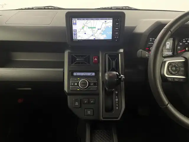 ダイハツ タフト G ターボ クロムベンチャー 宮城県 2022(令4)年 1.1万km ブラックマイカメタリック Panasonicナビ/・BT接続/フルセグTV/・CD/AM/FM/ガラスルーフ/パノラミックモニター/・バック/サイド/フロント/安全装置/・プリクラッシュセーフティ/・レーダークルーズコントロール/・レーンキープアシスト/・カーテンエアバック/14インチアルミホイール/電子パーキングブレーキ/ブレーキホールド