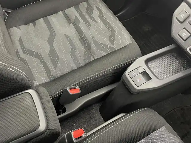 ダイハツ タフト G ターボ クロムベンチャー 宮城県 2022(令4)年 1.1万km ブラックマイカメタリック Panasonicナビ/・BT接続/フルセグTV/・CD/AM/FM/ガラスルーフ/パノラミックモニター/・バック/サイド/フロント/安全装置/・プリクラッシュセーフティ/・レーダークルーズコントロール/・レーンキープアシスト/・カーテンエアバック/14インチアルミホイール/電子パーキングブレーキ/ブレーキホールド