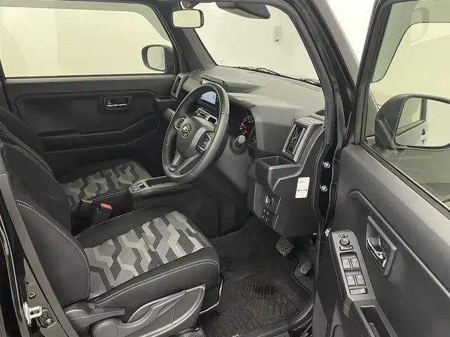 ダイハツ タフト G ターボ クロムベンチャー 宮城県 2022(令4)年 1.1万km ブラックマイカメタリック Panasonicナビ/・BT接続/フルセグTV/・CD/AM/FM/ガラスルーフ/パノラミックモニター/・バック/サイド/フロント/安全装置/・プリクラッシュセーフティ/・レーダークルーズコントロール/・レーンキープアシスト/・カーテンエアバック/14インチアルミホイール/電子パーキングブレーキ/ブレーキホールド