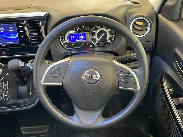 日産 デイズ ルークス ハイウェイスター Gターボ 福井県 2019(令1)年 1.7万km ホワイトパール イクリプス7インチSDナビ/フルセグTV/DVD/CD/BT/SD/アラウンドビューモニター/エマージェンシーブレーキ/踏み間違い衝突防止アシスト/車線逸脱警報/ハイビームアシスト/クルーズコントロール/ETC/前後ドライブレコーダー/両側パワースライドドア/シートヒーター/オートライト/LEDヘッドライト/純正15インチアルミホイール/社外フロアマット/プッシュスタート/スマートキー×2