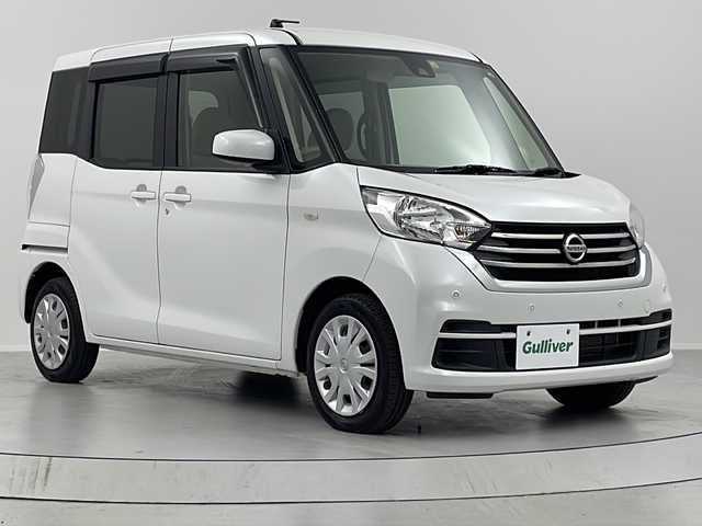 日産 デイズ ルークス S 福島県 2018(平30)年 2.7万km ホワイトパール /４WD//横滑り防止システム//衝突被害軽減システム//コーナーセンサー(前後)//シートヒーター(D席)//ホイール付スタットレスタイヤ積載//スペアキー//リモコンキー//純正フロアマット//ドアバイザー