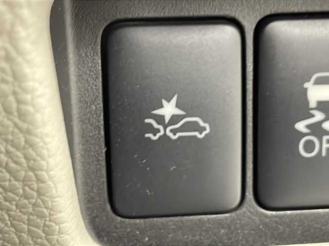 日産 デイズ ルークス S 福島県 2018(平30)年 2.7万km ホワイトパール /４WD//横滑り防止システム//衝突被害軽減システム//コーナーセンサー(前後)//シートヒーター(D席)//ホイール付スタットレスタイヤ積載//スペアキー//リモコンキー//純正フロアマット//ドアバイザー