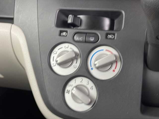 日産 デイズ ルークス S 福島県 2018(平30)年 2.7万km ホワイトパール /４WD//横滑り防止システム//衝突被害軽減システム//コーナーセンサー(前後)//シートヒーター(D席)//ホイール付スタットレスタイヤ積載//スペアキー//リモコンキー//純正フロアマット//ドアバイザー