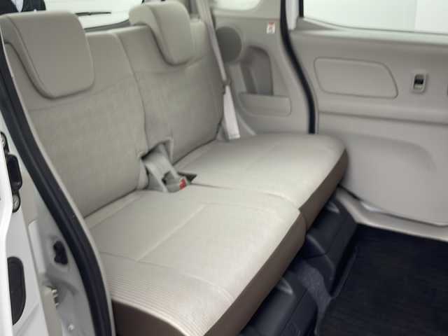 日産 デイズ ルークス S 福島県 2018(平30)年 2.7万km ホワイトパール /４WD//横滑り防止システム//衝突被害軽減システム//コーナーセンサー(前後)//シートヒーター(D席)//ホイール付スタットレスタイヤ積載//スペアキー//リモコンキー//純正フロアマット//ドアバイザー