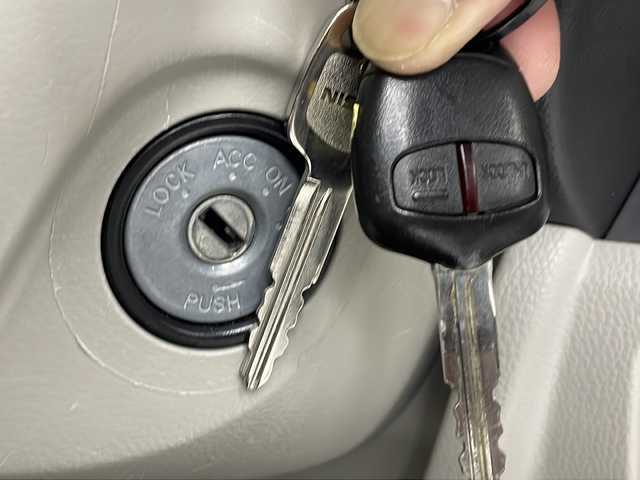 日産 デイズ ルークス S 福島県 2018(平30)年 2.7万km ホワイトパール /４WD//横滑り防止システム//衝突被害軽減システム//コーナーセンサー(前後)//シートヒーター(D席)//ホイール付スタットレスタイヤ積載//スペアキー//リモコンキー//純正フロアマット//ドアバイザー