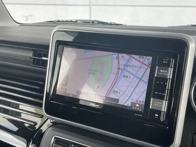 スズキ スペーシア カスタム HYBRID XS ターボ 奈良県 2019(平31)年 1.6万km ブルーイッシュブラックパール3 セーフティサポート/・衝突軽減ブレーキ/レーンキープアシスト/・誤発進抑制/誤後進抑制/・先行車発進お知らせ/ふらつき警告/・コーナーセンサー(後)/後退時ブレーキサポート/・ハイビームアシスト/純正メモリナビ(AVIC-RWS901)/・フルセグ/BT/DVD/CD/USB/全方位カメラ/ステアリングスイッチ/パドルシフト/ヘッドアップディスプレイ/ETC/両側パワースライドドア/LEDヘッドライト/オートライト/フォグライト/スマートキー/プッシュスタート/純正フロアマット/純正15インチAW