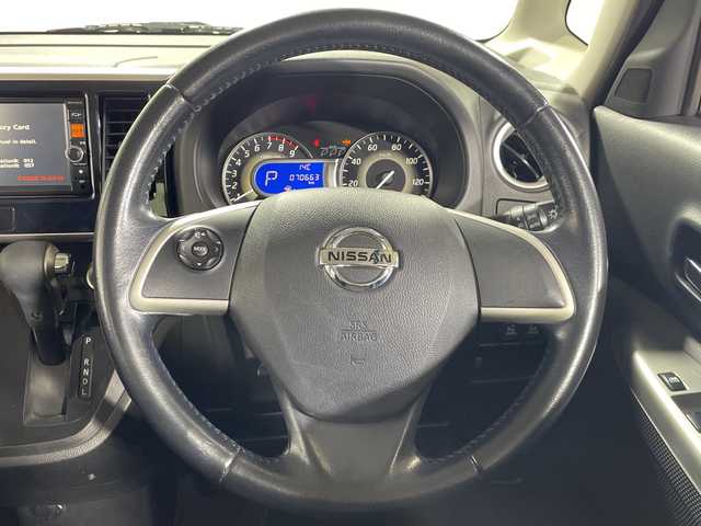 日産 デイズ ルークス ハイウェイスターターボ 神奈川県 2014(平26)年 7.1万km モカブラウンP 純正SDナビ/両側パワースライドドア/純正フロアマット/スマートキー/純正15インチアルミホイール/プッシュスタート/横滑り防止装置/盗難防止装置/オートライト